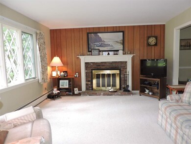 26 Ridgewood Rd, Contoocook, NH 03229 - photo 4