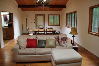 105 Tan Oak Ct, Milford, PA 18337 - photo 5