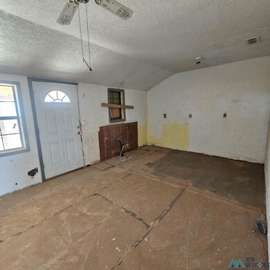 432 S Roosevelt Road V, Portales, NM 88130 - photo 4