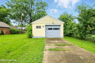 736brookline_louisvillerealestatemedia_1