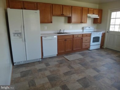 1802 Thomas Rd, Fort Washington, MD 20744 - photo 2