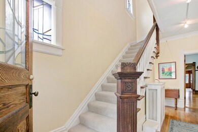 Interior Pics_Page_21