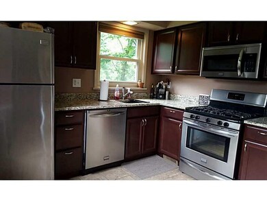 Kitchen. Fantastic NEW KITCHEN! STAINLESS STEEL AP