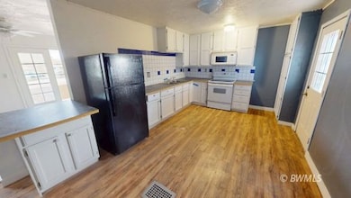 715 E Liberty Bell Ct, Kanab, UT 84741 - photo 5