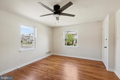 248 N Wycombe Ave unit 1, Lansdowne, PA 19050 - photo 4