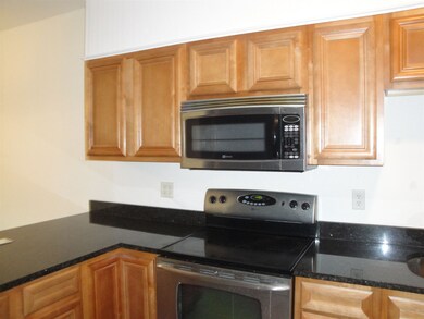 99 Mammoth Rd unit 7, Hooksett, NH 03106 - photo 2