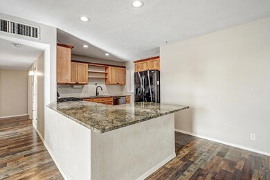8807 Cordova Ave NE, Albuquerque, NM 87112 - photo 7