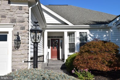 14008 Breeders Cup Dr, Gainesville, VA 20155 - photo 2