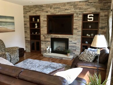 1101 Eagle Ridge Rd, Cedar Falls, IA 50613 - photo 6