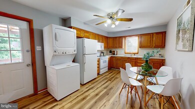 19920 Gilbert Hills Dr, Hagerstown, MD 21742 - photo 2