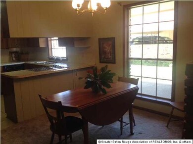 cute breakfast area with lots of natural light