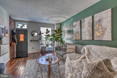 215 S Robinson St, Baltimore, MD 21224 - photo 4