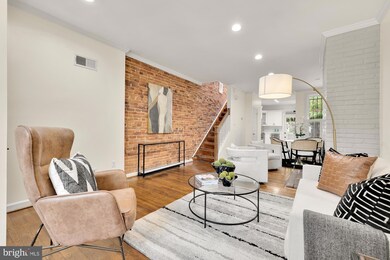 1104 G St NE, Washington, DC 20002 - photo 2