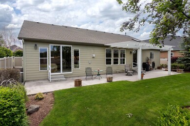 4013 SW Tommy Armour Ln, Redmond, OR 97756 - photo 5