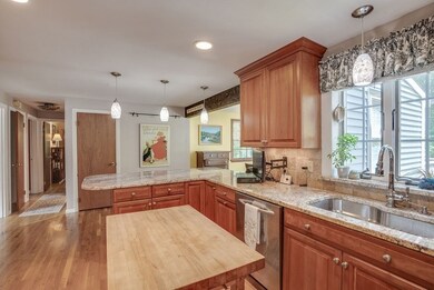 8 Collins Dr, Hudson, MA 01749 - photo 7