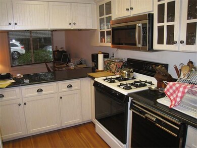 225 Concord Greene unit 22-5, Concord, MA 01742 - photo 2