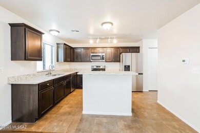 2531 E Cold Snap Place, Vail, AZ 85641 - photo 6