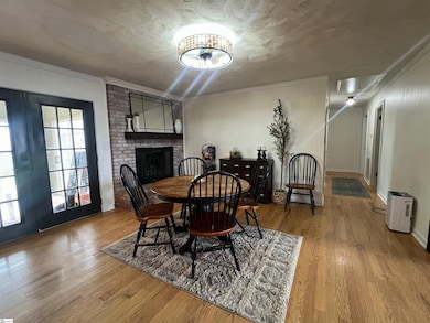 713 Cross Anchor Rd, Woodruff, SC 29388 - photo 6