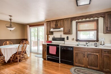 21 Rochester Ave, Rochester, NH 03867 - photo 3