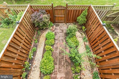 20210 Foothill Terrace, Ashburn, VA 20147 - photo 2