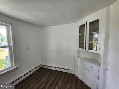 250 N Hellertown Ave, Quakertown, PA 18951 - photo 4