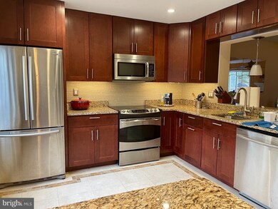 10354 College Square, Columbia, MD 21044 - photo 2