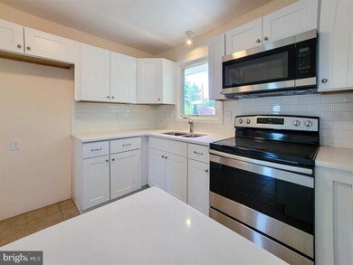 41 Taylor Rd, Conshohocken, PA 19428 - photo 4