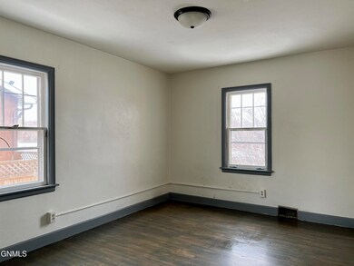 Listing House Bedroom 1