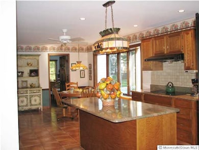 39 Ladwood Dr, Holmdel, NJ 07733 - photo 7