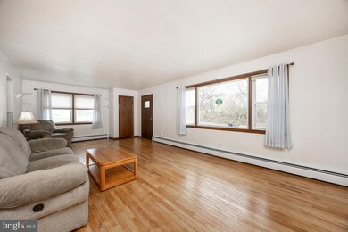 897 Old Schuylkill Rd, Pottstown, PA 19465 - photo 7