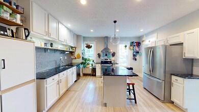 918-Bellows-Ave-09122023_173548