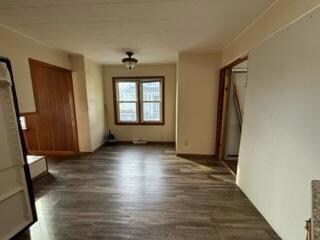 910 E 48th Place, Gary, IN 46409 - photo 7