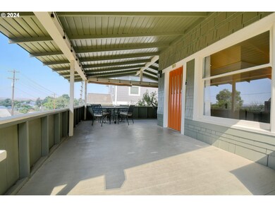 511 NW Furnish Ave, Pendleton, OR 97801 - photo 4