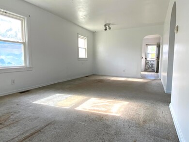 1712 E 22nd St, Muncie, IN 47302 - photo 3