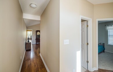 594BradfordLn-06