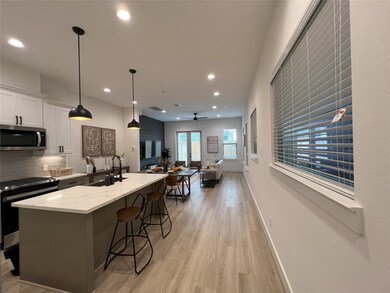 1720 Laverne St, Houston, TX 77080 - photo 7