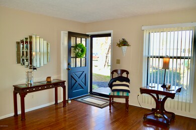 274E1B6C-9DDF-4C0D-BC50-02FC60ADA3B6_1_2