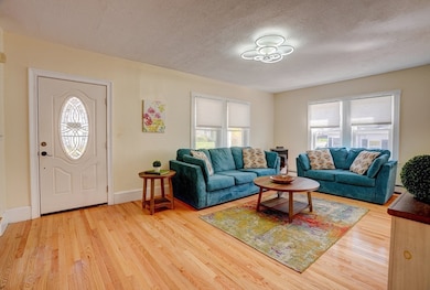 43 Coolidge Ave, Weymouth, MA 02188 - photo 2