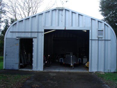 Areca Palm Outbuilding2