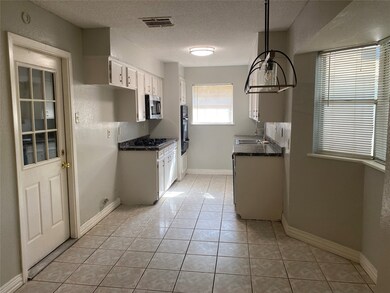 7146 Shady Vale Ln, Houston, TX 77040 - photo 7