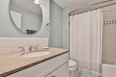 18 Barton St unit 18, Newburyport, MA 01950 - photo 3