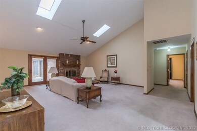 2616 Chapel Hill Rd, Bartlesville, OK 74006 - photo 4