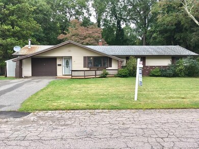 33 Roslyn Rd, Brockton, MA 02302 - photo 2