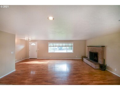 2740 Tulip St, Eugene, OR 97408 - photo 5