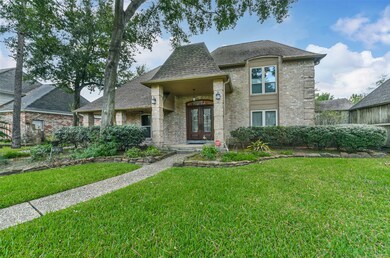 3830 Elmcrest Dr, Houston, TX 77088 - photo 2