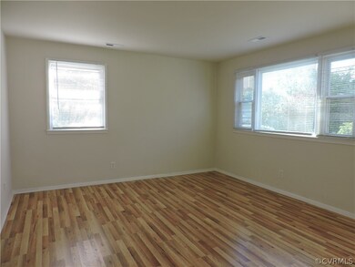 1811 Bandera Dr, Henrico, VA 23228 - photo 5