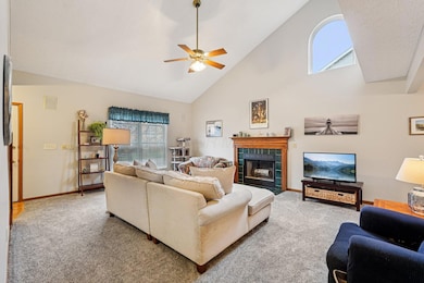 7742 Holderman St, Lewis Center, OH 43035 - photo 3