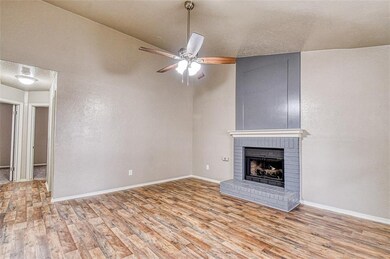 704 Peregrine Dr, Norman, OK 73072 - photo 7