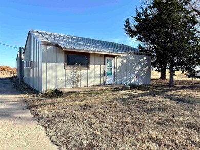 847 Mile 45 Rd unit 22-05N-17E NW 1/4, Hooker, OK 73945 - photo 2