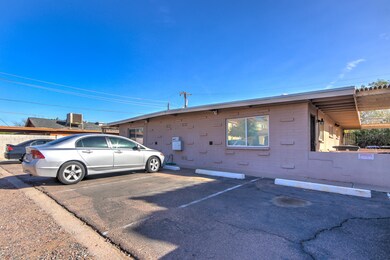 1405 S Newberry Ln-7